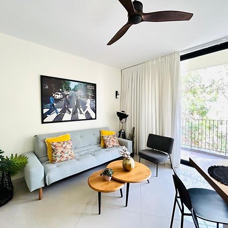 Tel-Aviv Center, Near The Beach, Terrace, 2 People Exterior foto
